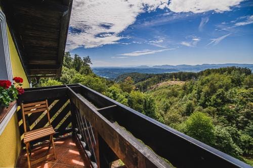 apartma 3 poni ranč